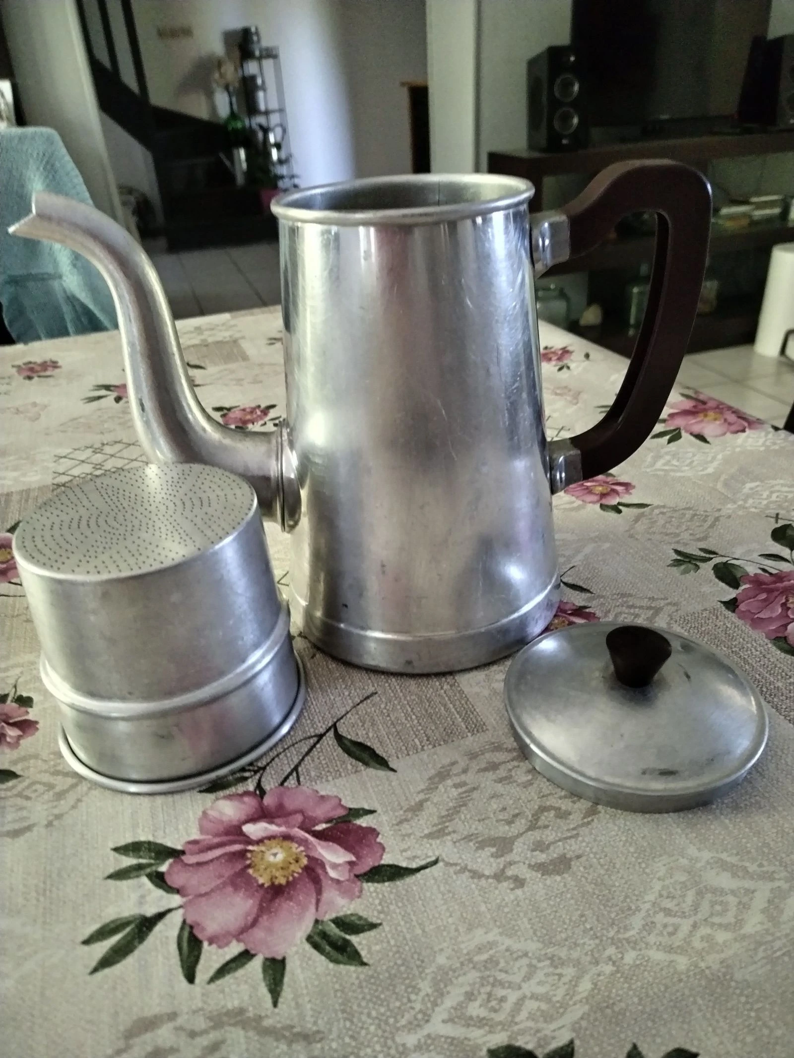 Mooi vintage retro aluminium koffiemachine uit de jaren 50/60. – photo 2